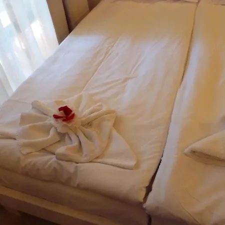 Tourist Complex Rose Village Aparthotel 2*