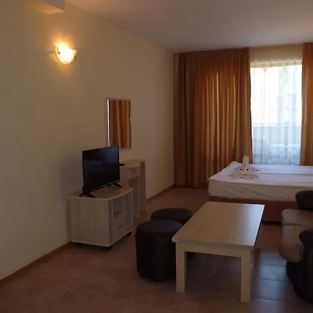 Aparthotel Tourist Complex Rose Village 2*