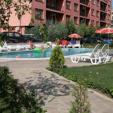 Apart-hotel Tourist Complex Rose Village 2*